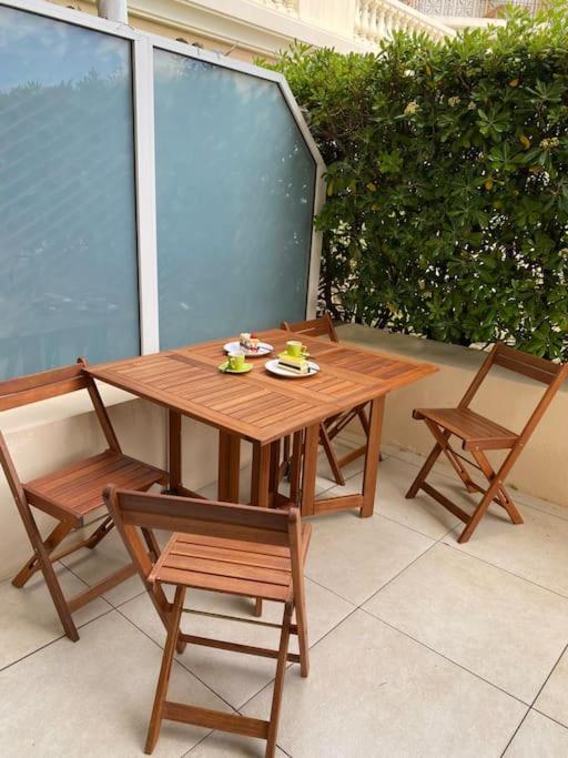 Superbe Studio Avec Terrasse En Front De Mer Menton Dış mekan fotoğraf